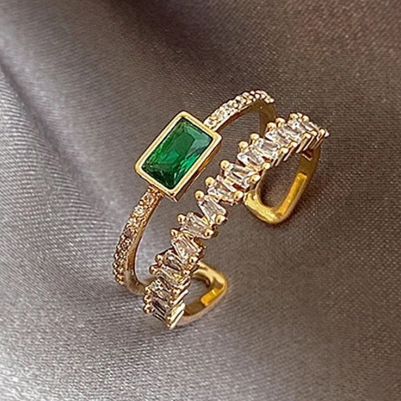 Layered Green Crystal Ring - Picture 2 of 4